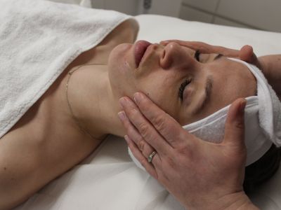 IPL skin rejuvenation protocol soothing treatment application
